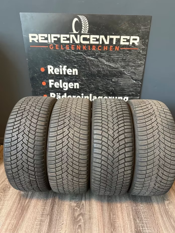 4x Allwetterreifen 245 45 R18 Pirelli 2022 7mm/5,2mm